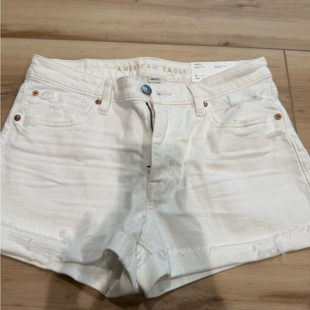 American Eagle Outfitters Women's Cream Jean Shorts